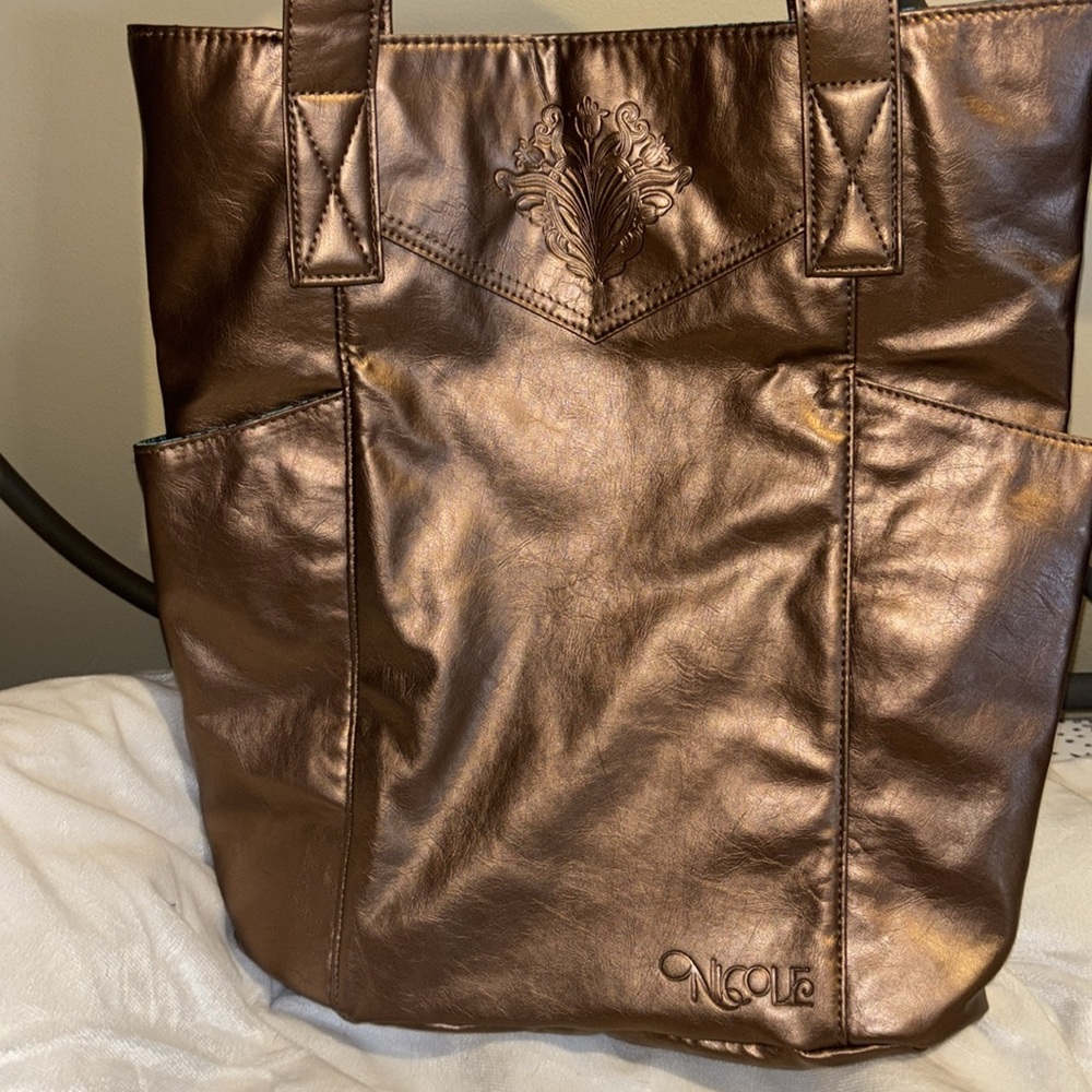 NICOLE RICHIE COLLECTION BRONZE FAUX SOFT LEATHER TRAVEL TOTE 2 SIDE POCKETS